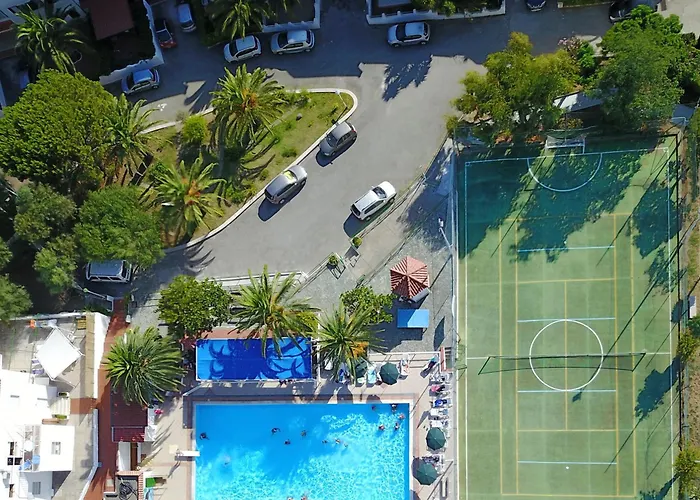 Aparthotel La Giungla Falerna