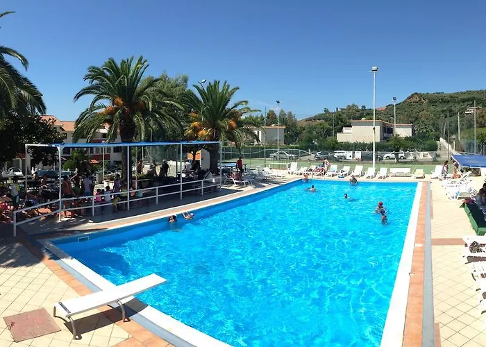 La Giungla Aparthotel Falerna